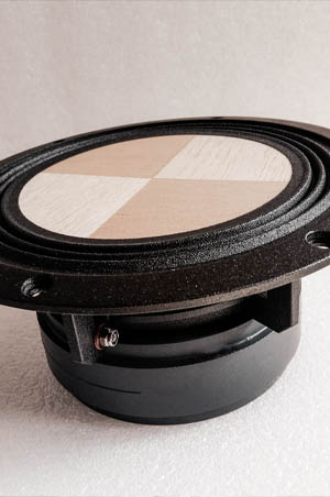 Flat cone diffuser balsa wood speaker bass driver